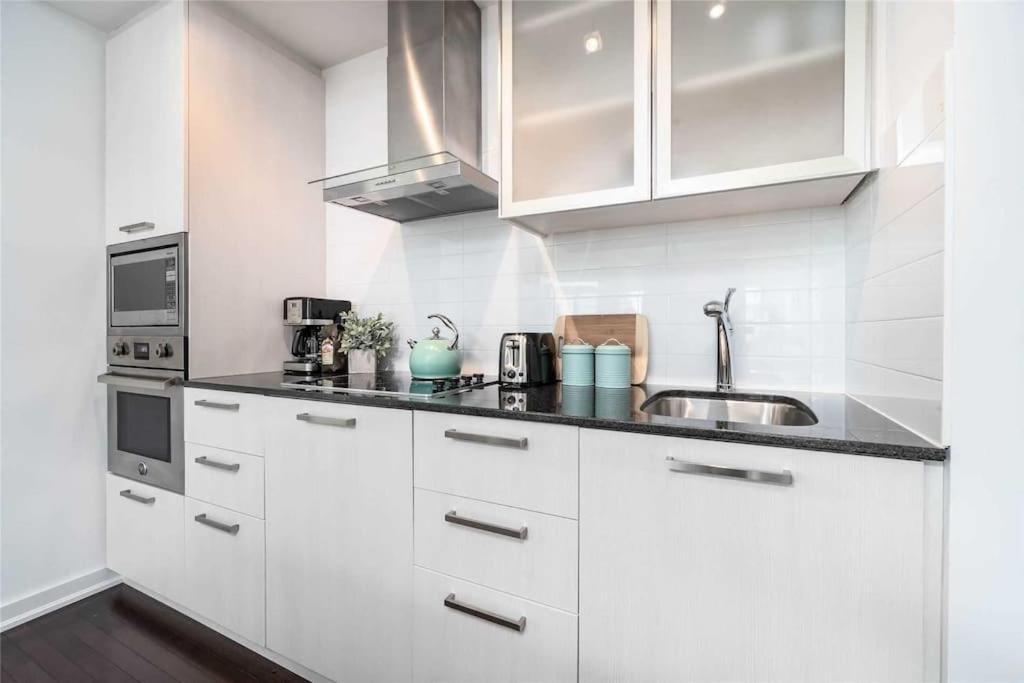 New Superior Lakeview Luxury 3-Bedroom Suite On 48 Floor Toronto Ngoại thất bức ảnh