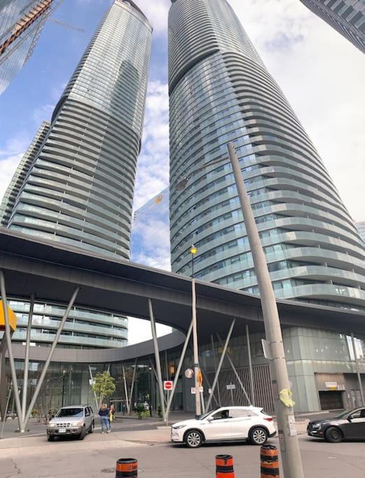 New Superior Lakeview Luxury 3-Bedroom Suite On 48 Floor Toronto Ngoại thất bức ảnh