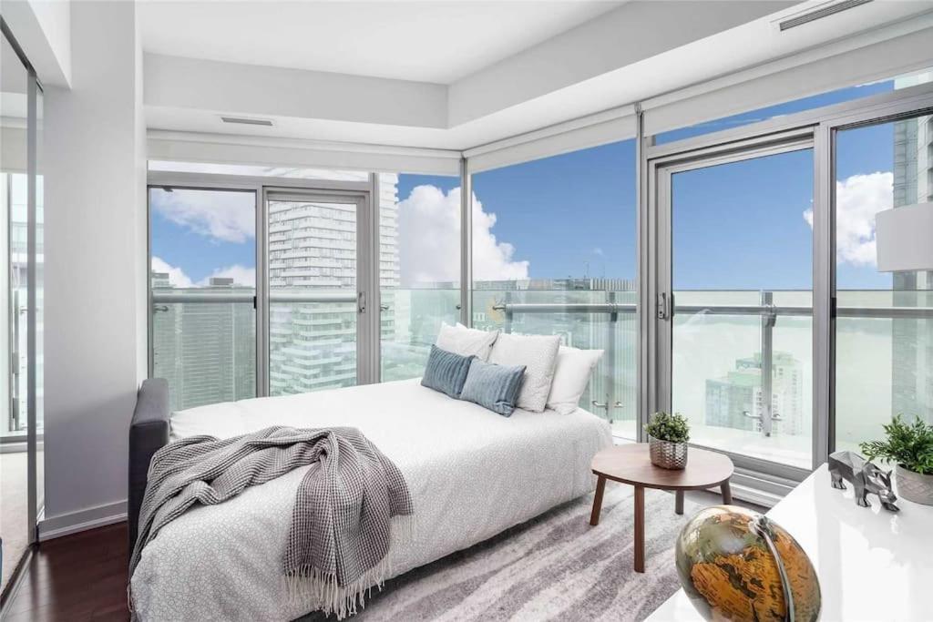 New Superior Lakeview Luxury 3-Bedroom Suite On 48 Floor Toronto Ngoại thất bức ảnh
