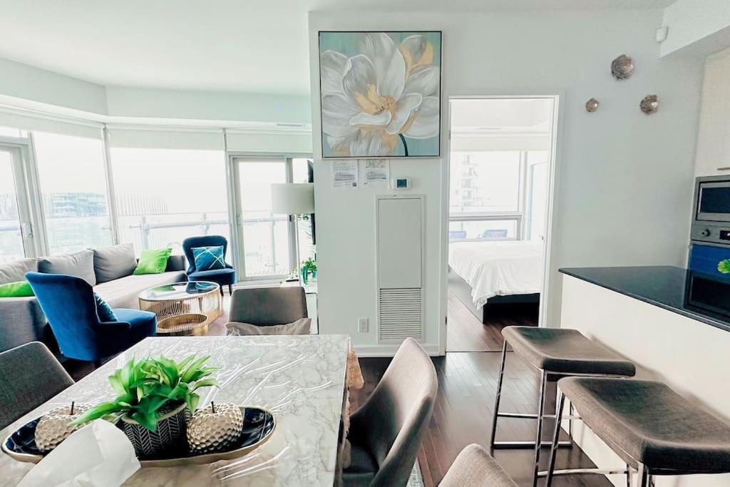 New Superior Lakeview Luxury 3-Bedroom Suite On 48 Floor Toronto Ngoại thất bức ảnh