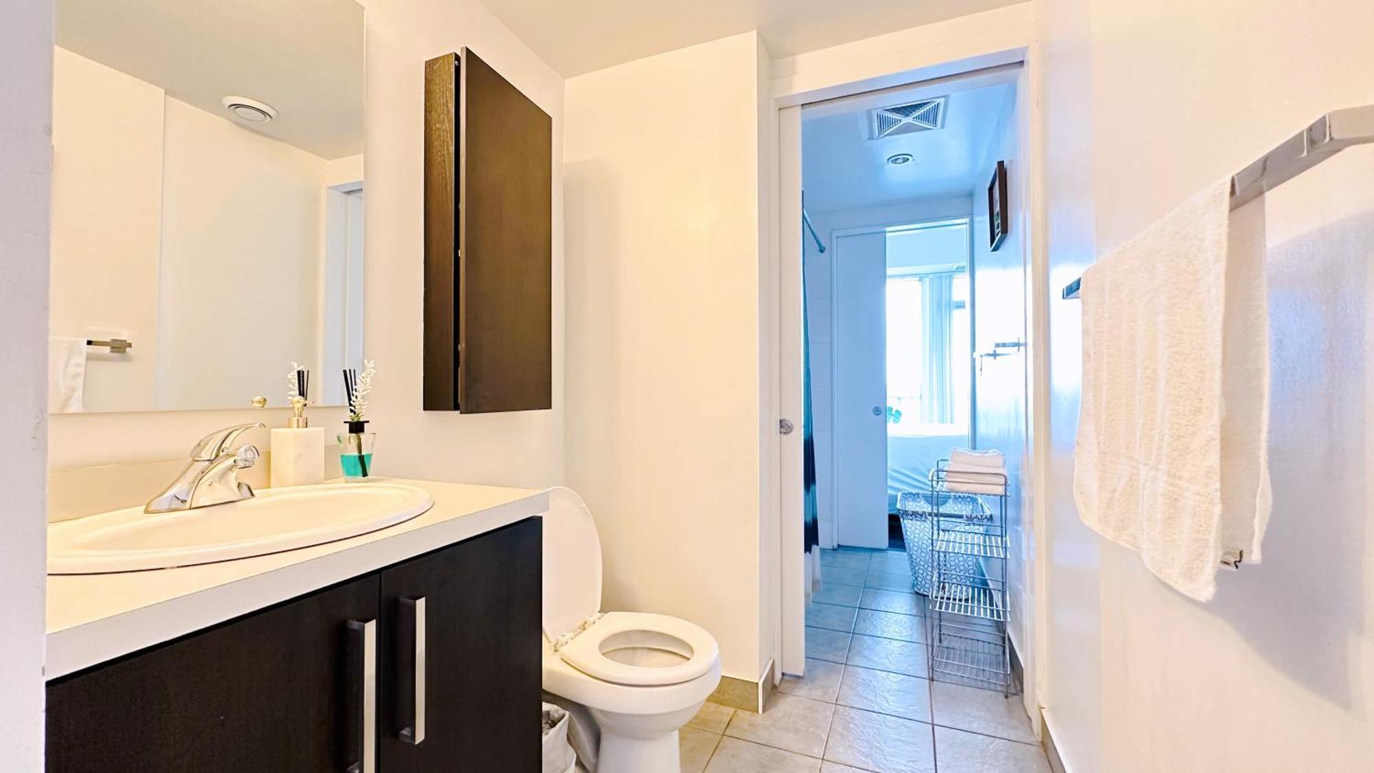 New Superior Lakeview Luxury 3-Bedroom Suite On 48 Floor Toronto Ngoại thất bức ảnh